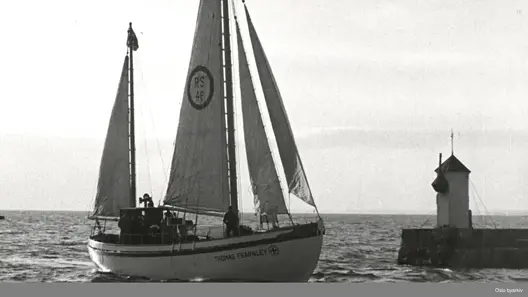 Viser redningsskøyta Thomas Fearnley.