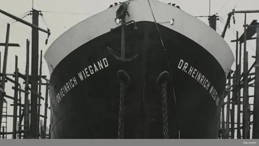 Sjøtting av det tyske skipet Dr. Heinrich Weigand fra Nylands verksted.1. september 1938. Skipet var bygget for Argo Reederei Richard Adler & Söhne.